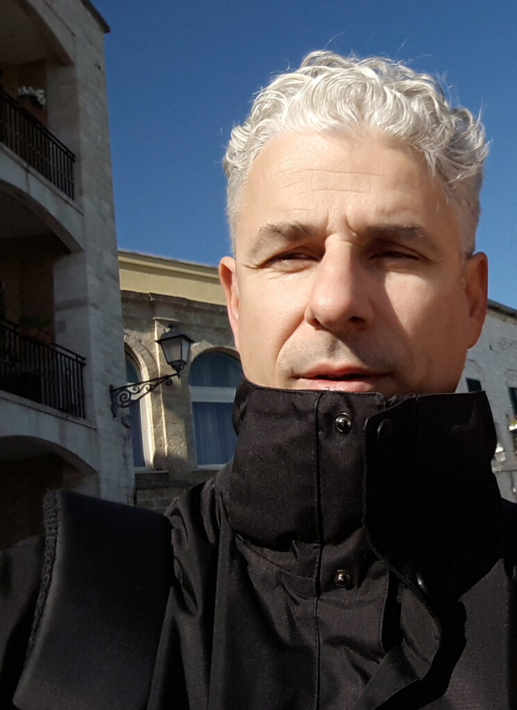 Τι σκέφτεσαι;